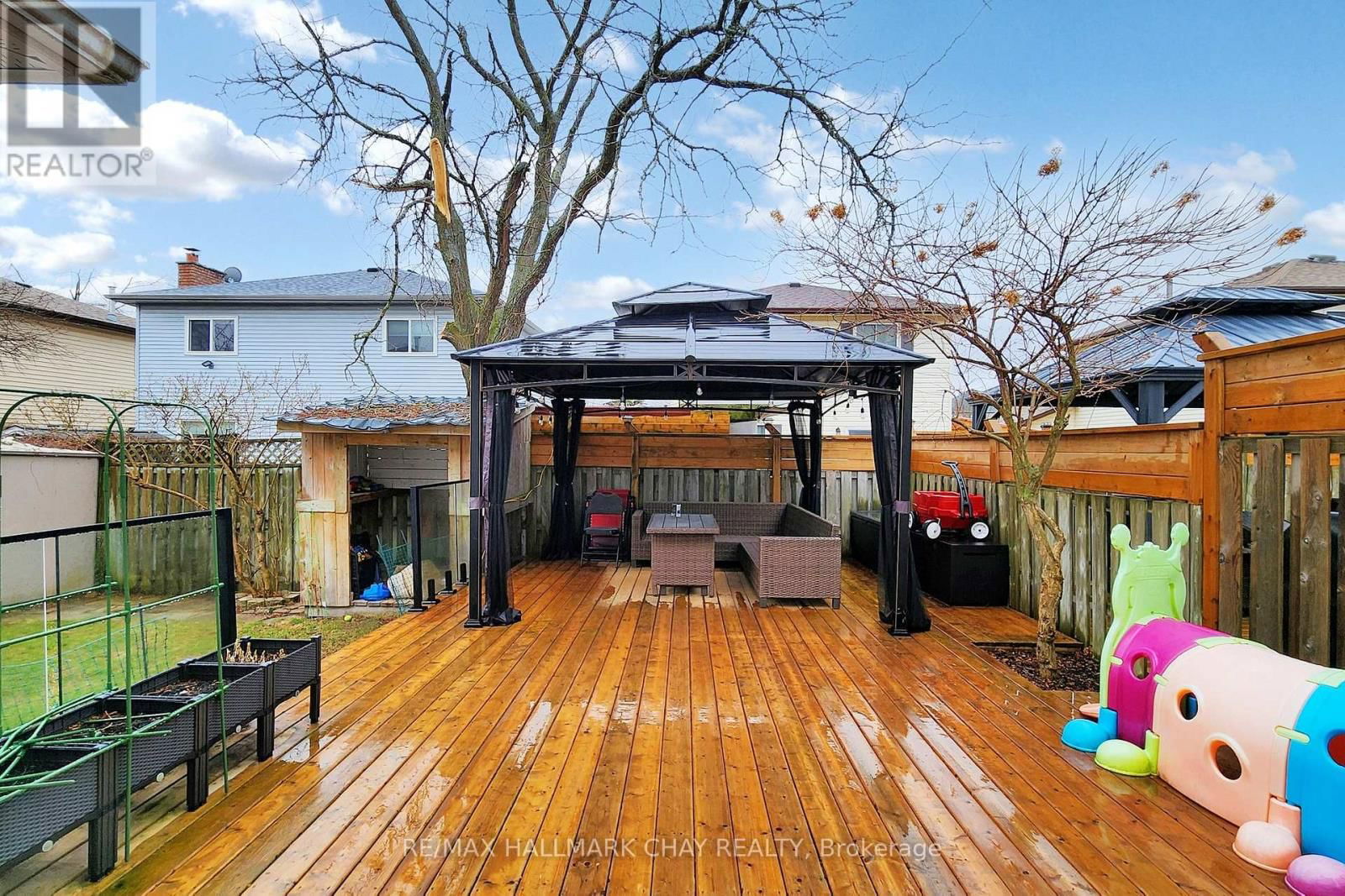 40 SHAKESPEARE CRESCENT Image 41