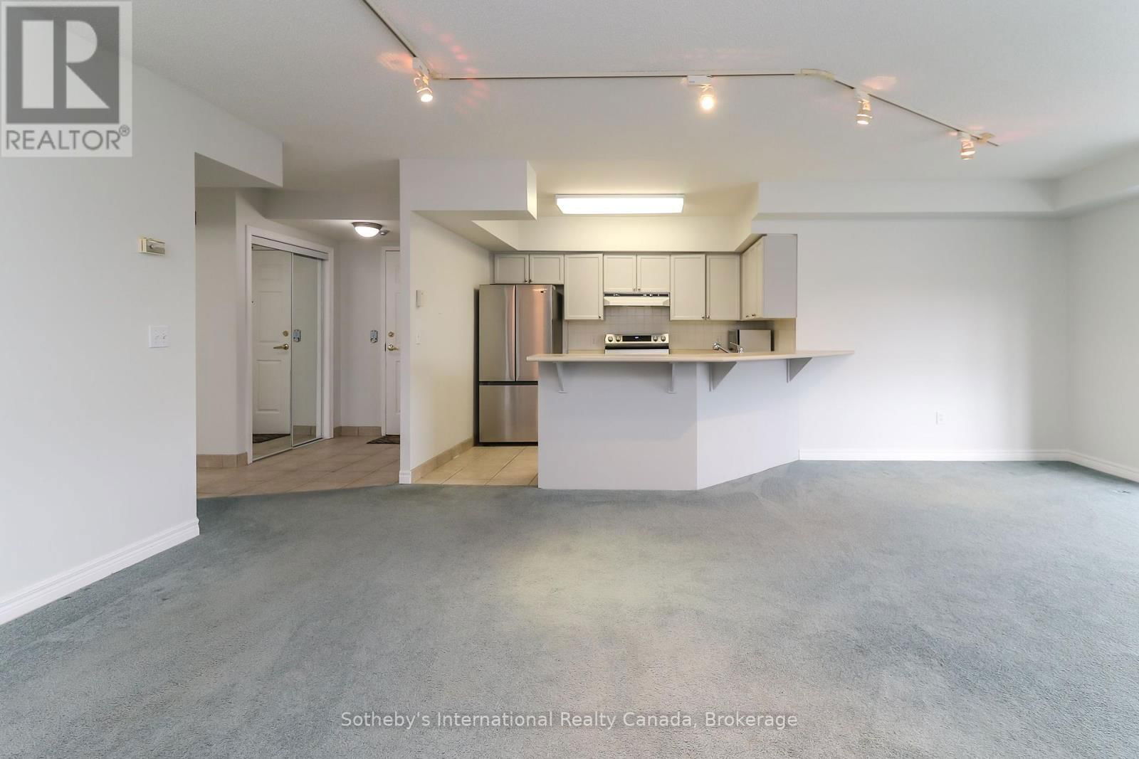 402 - 16 RAGLAN STREET Image 10