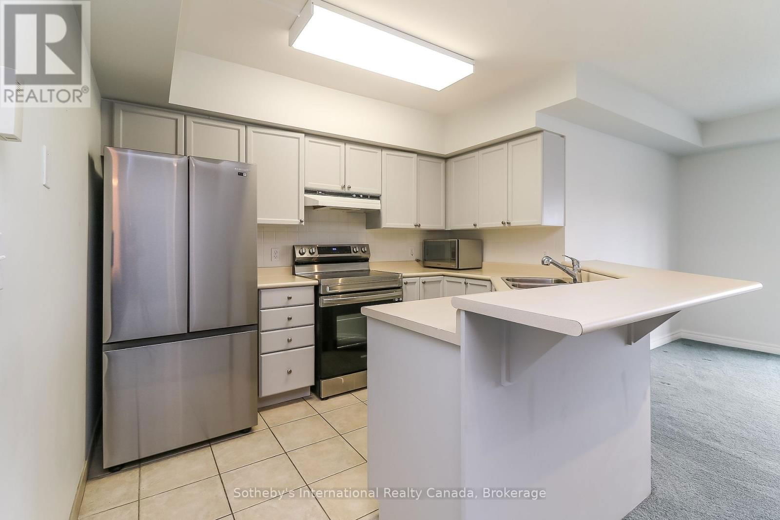 402 - 16 RAGLAN STREET Image 14