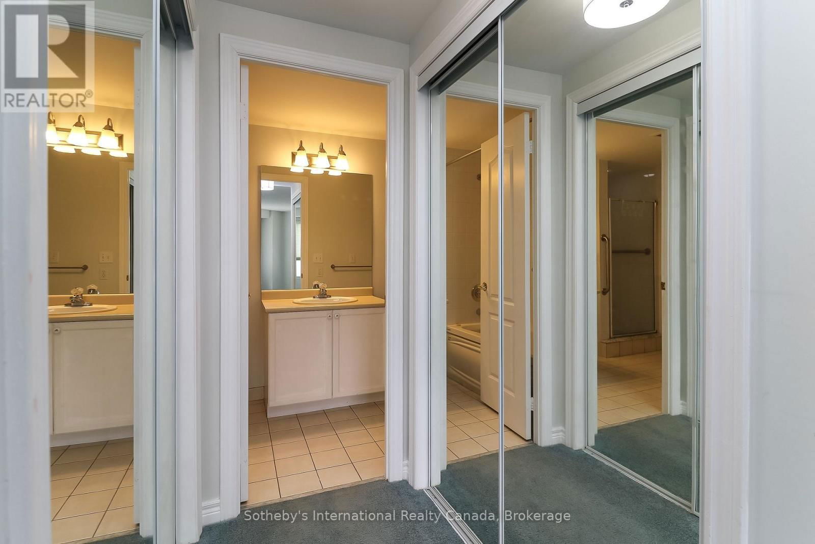 402 - 16 RAGLAN STREET Image 21