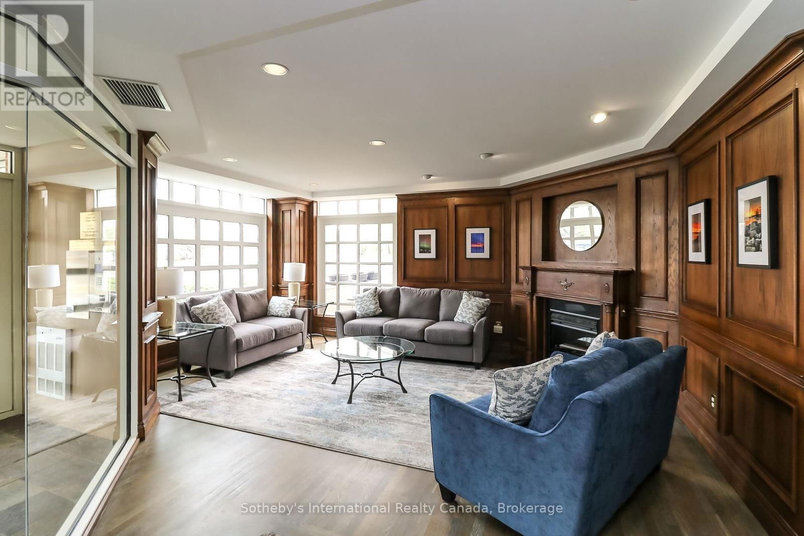 402 - 16 RAGLAN STREET Image 28