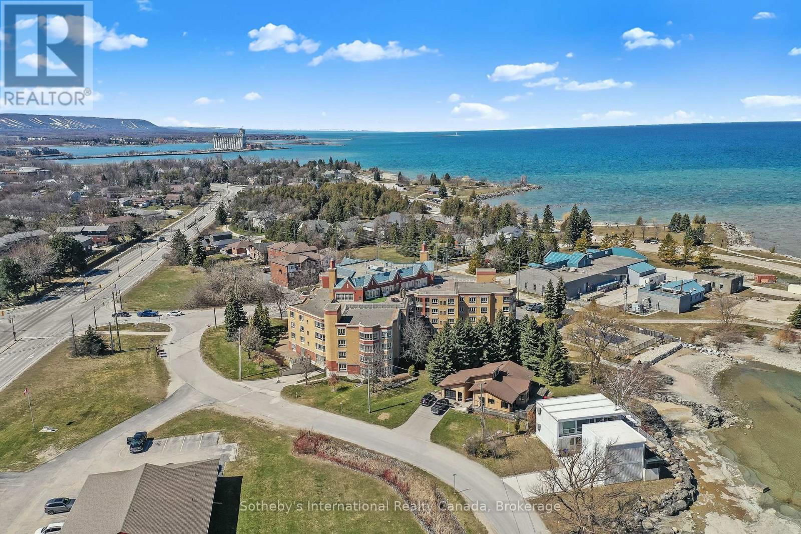 402 - 16 RAGLAN STREET Image 36