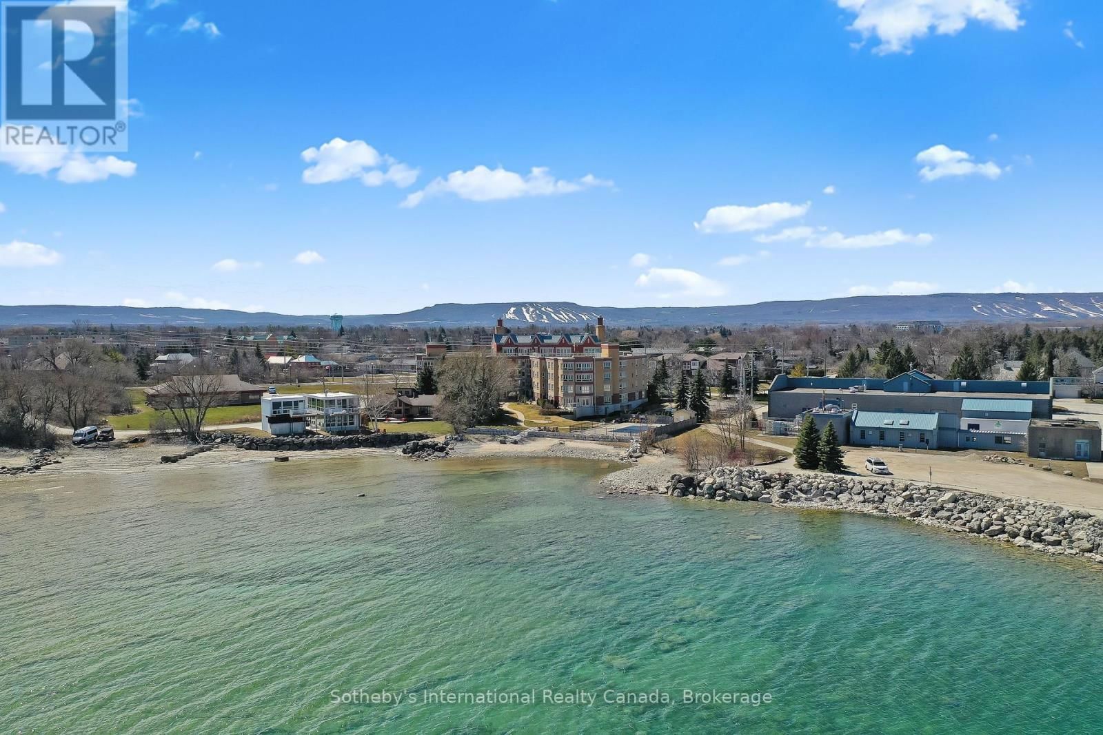 402 - 16 RAGLAN STREET Image 37