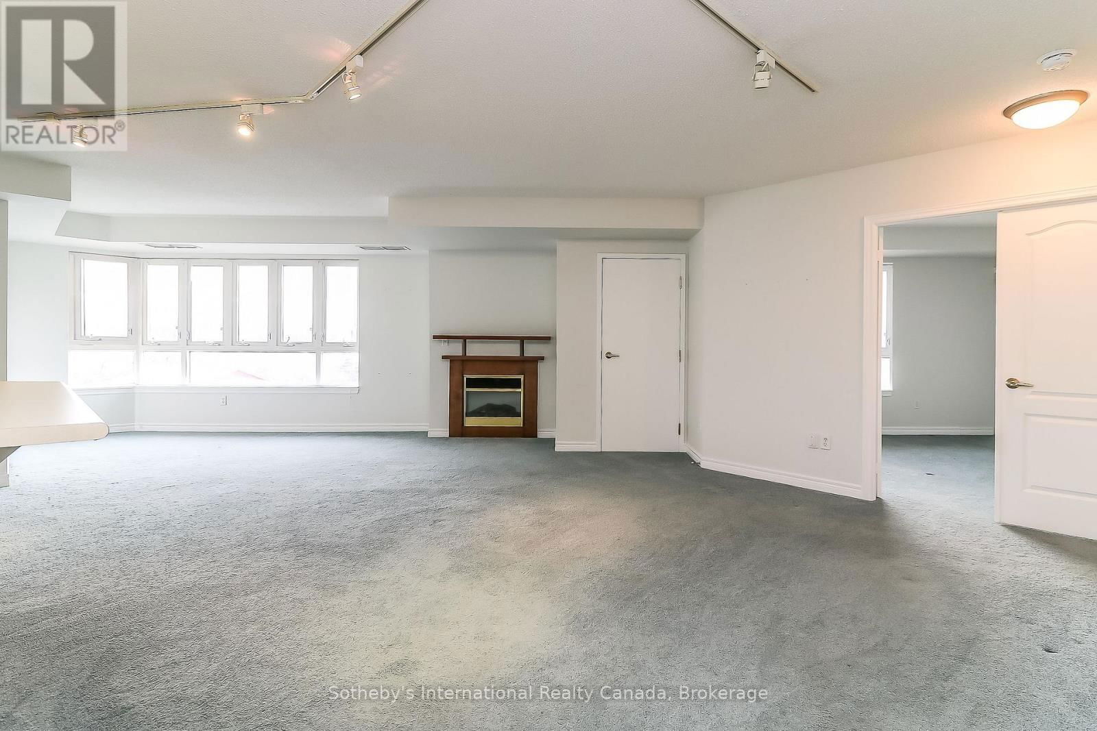 402 - 16 RAGLAN STREET Image 7