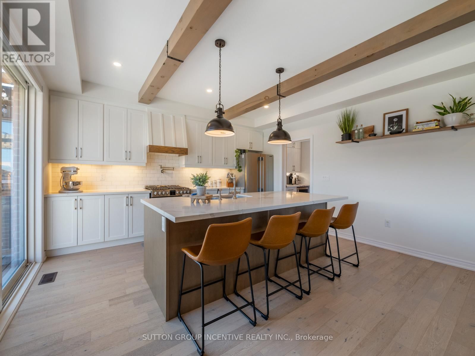 3007 ANNALYSSE DRIVE Image 11