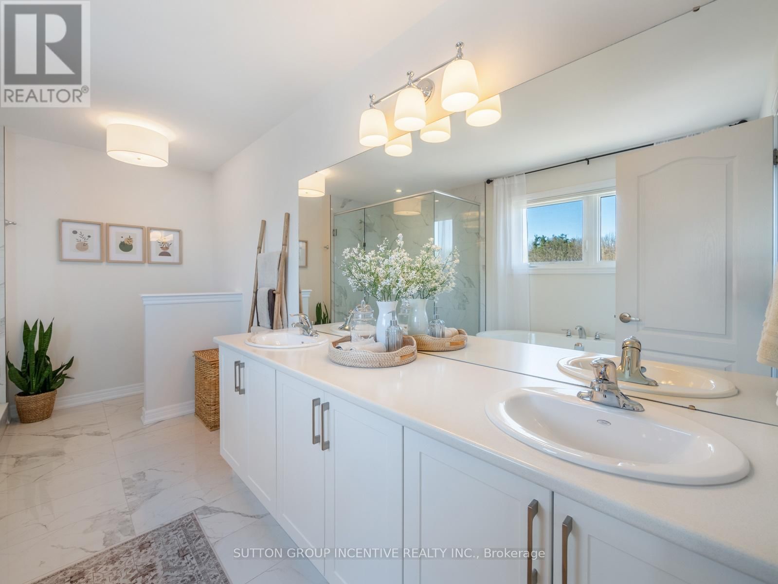3007 ANNALYSSE DRIVE Image 25
