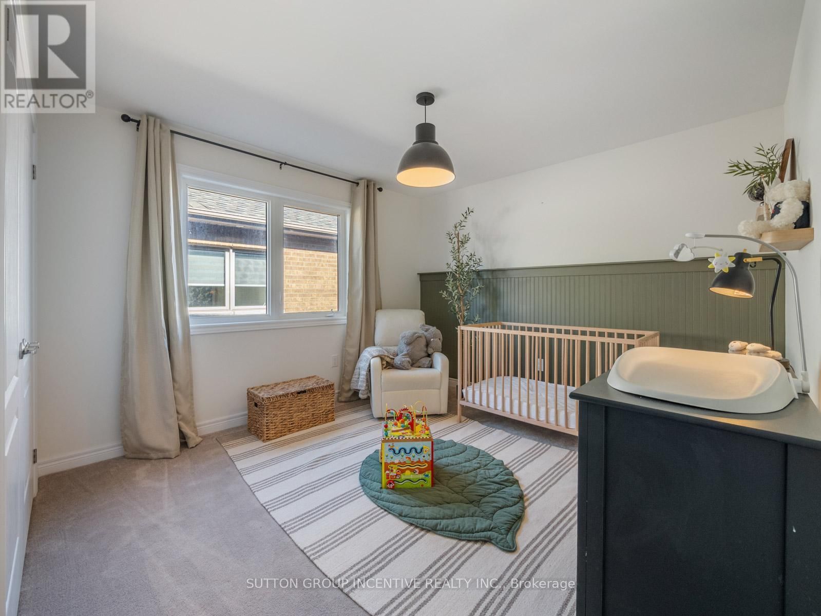 3007 ANNALYSSE DRIVE Image 29