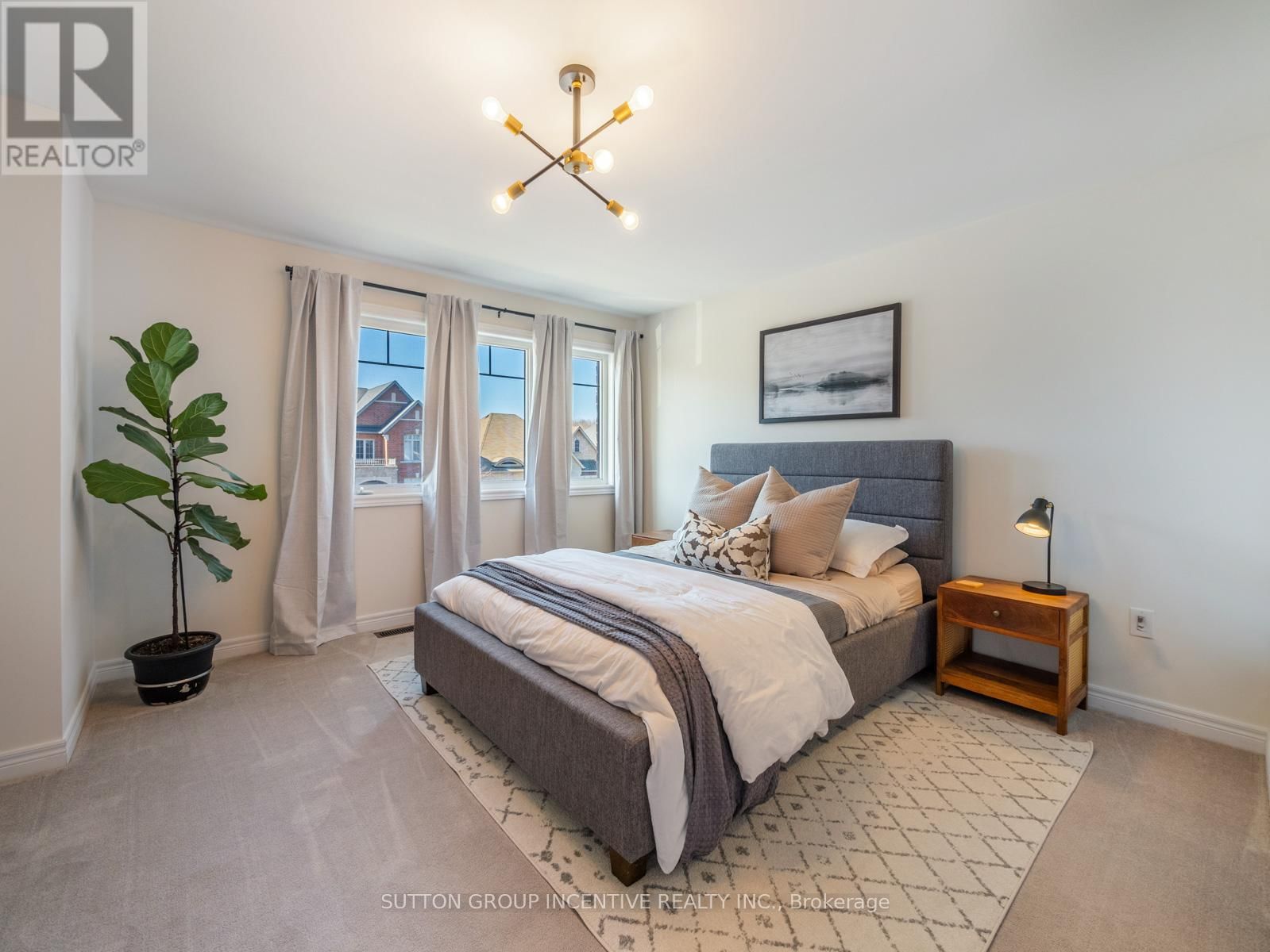 3007 ANNALYSSE DRIVE Image 32