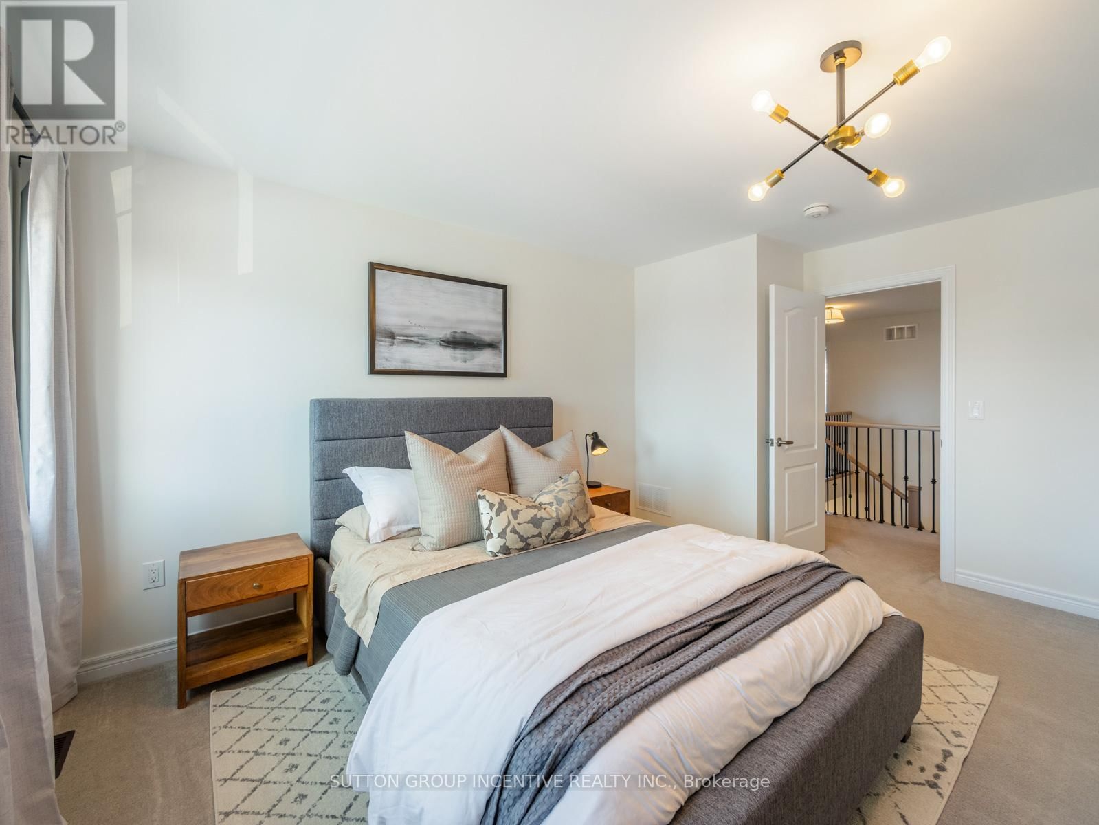 3007 ANNALYSSE DRIVE Image 33