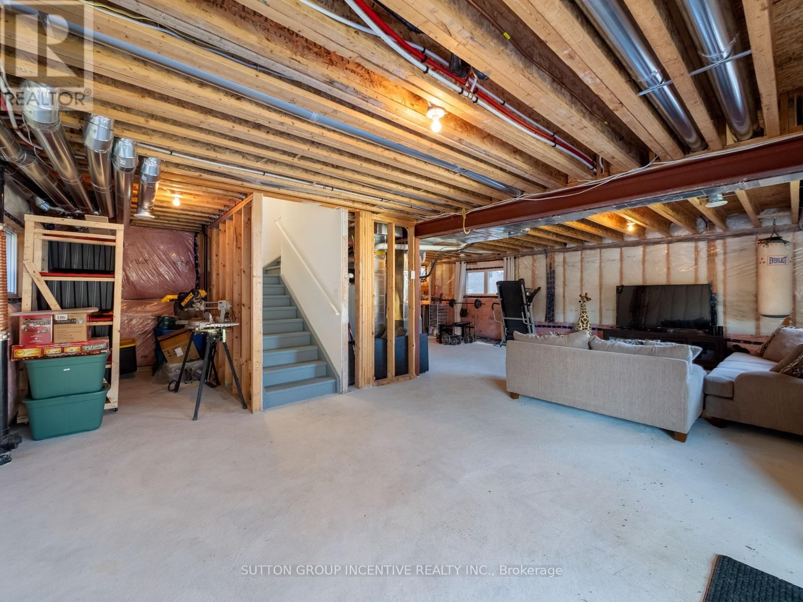 3007 ANNALYSSE DRIVE Image 34