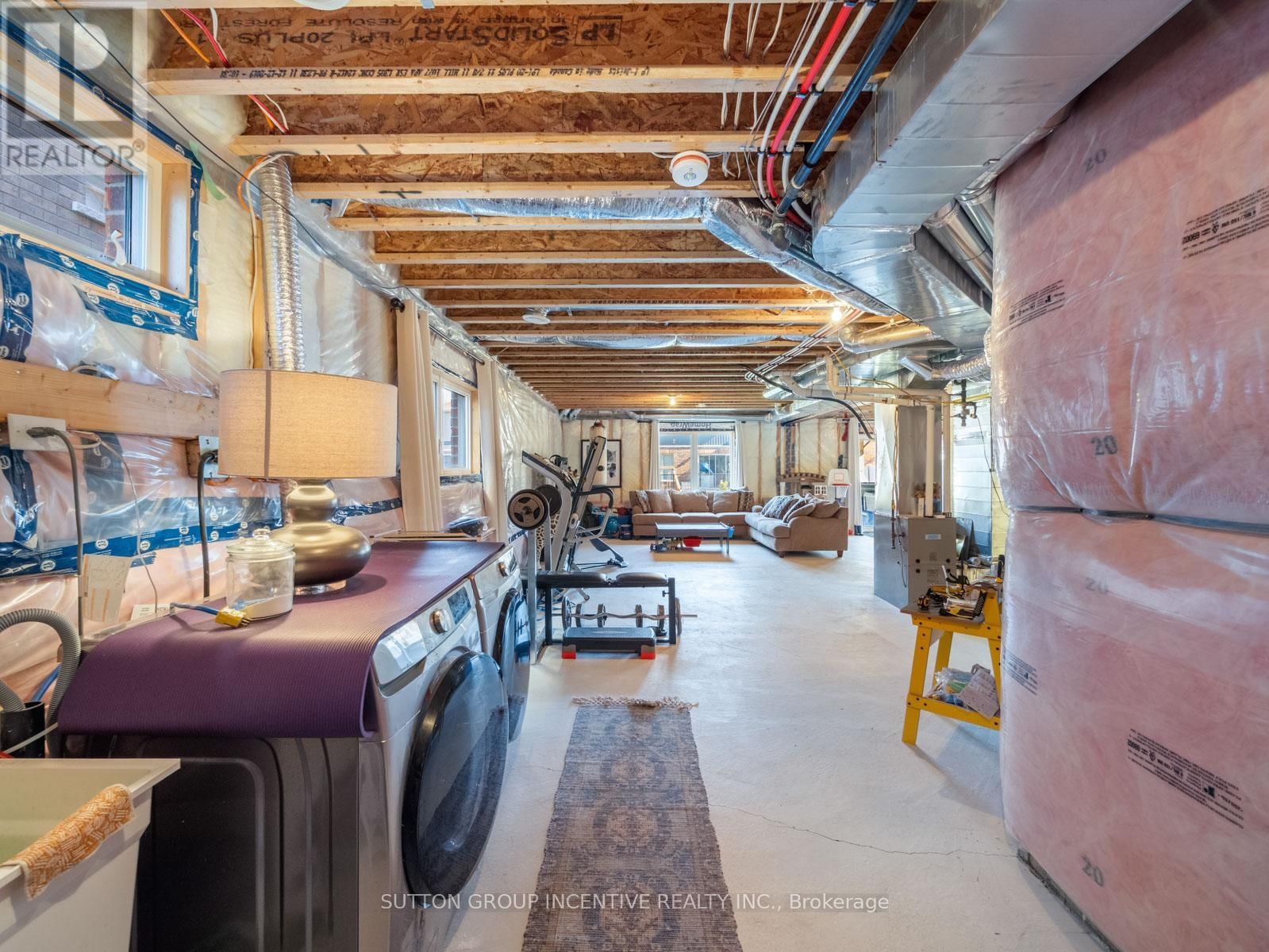 3007 ANNALYSSE DRIVE Image 36