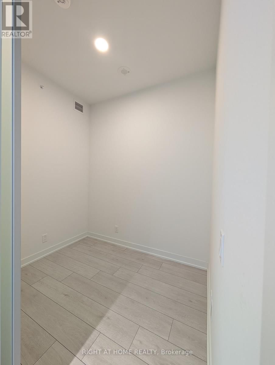 1503 - 39 MARY STREET Image 3