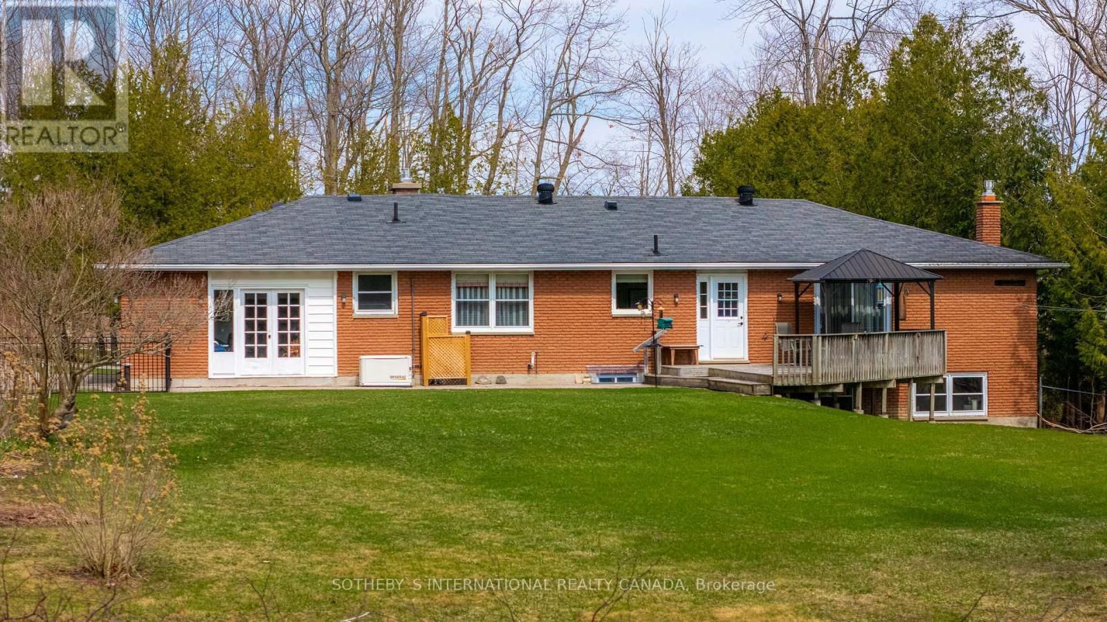 376 LAKESHORE ROAD Image 19
