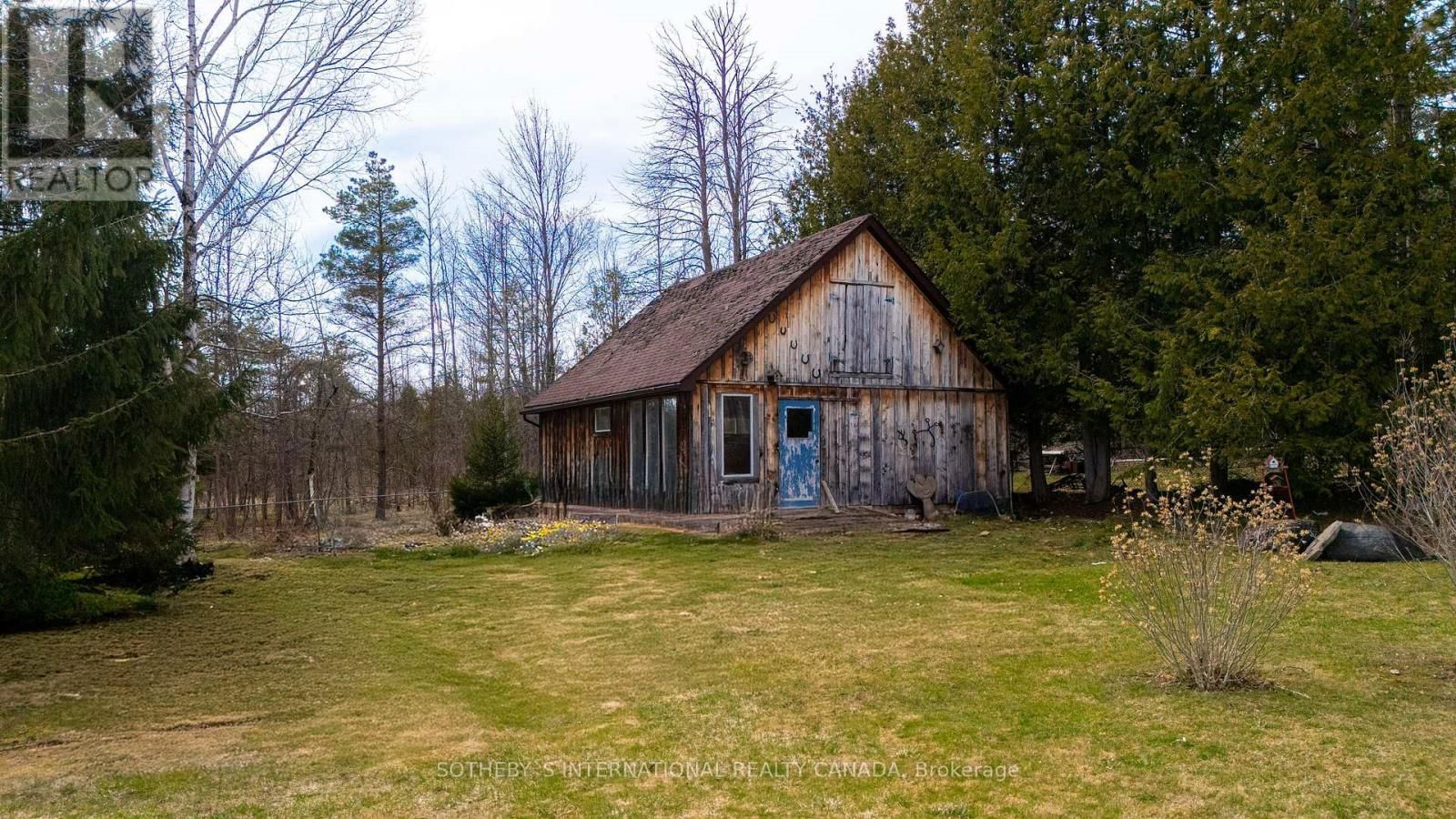 376 LAKESHORE ROAD Image 22