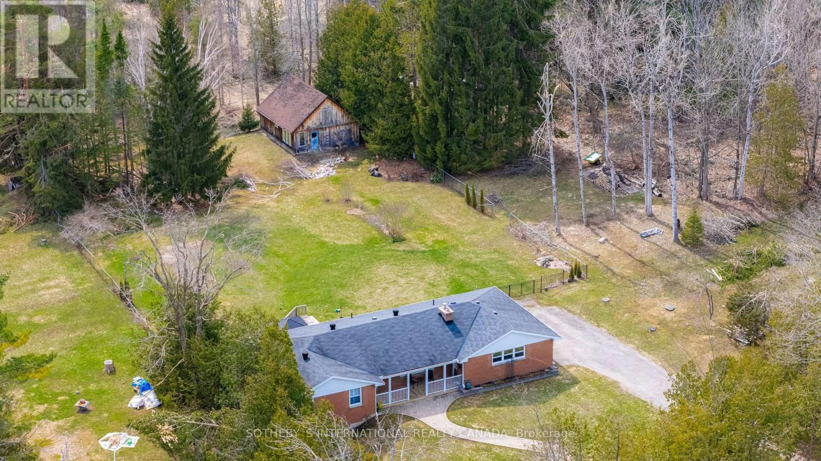 376 LAKESHORE ROAD Image 23