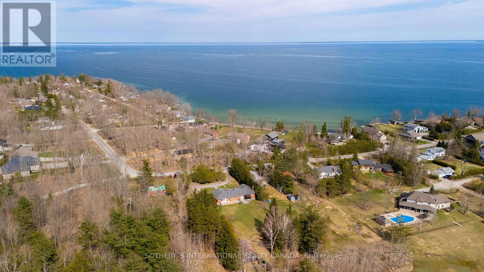 376 LAKESHORE ROAD Image 25
