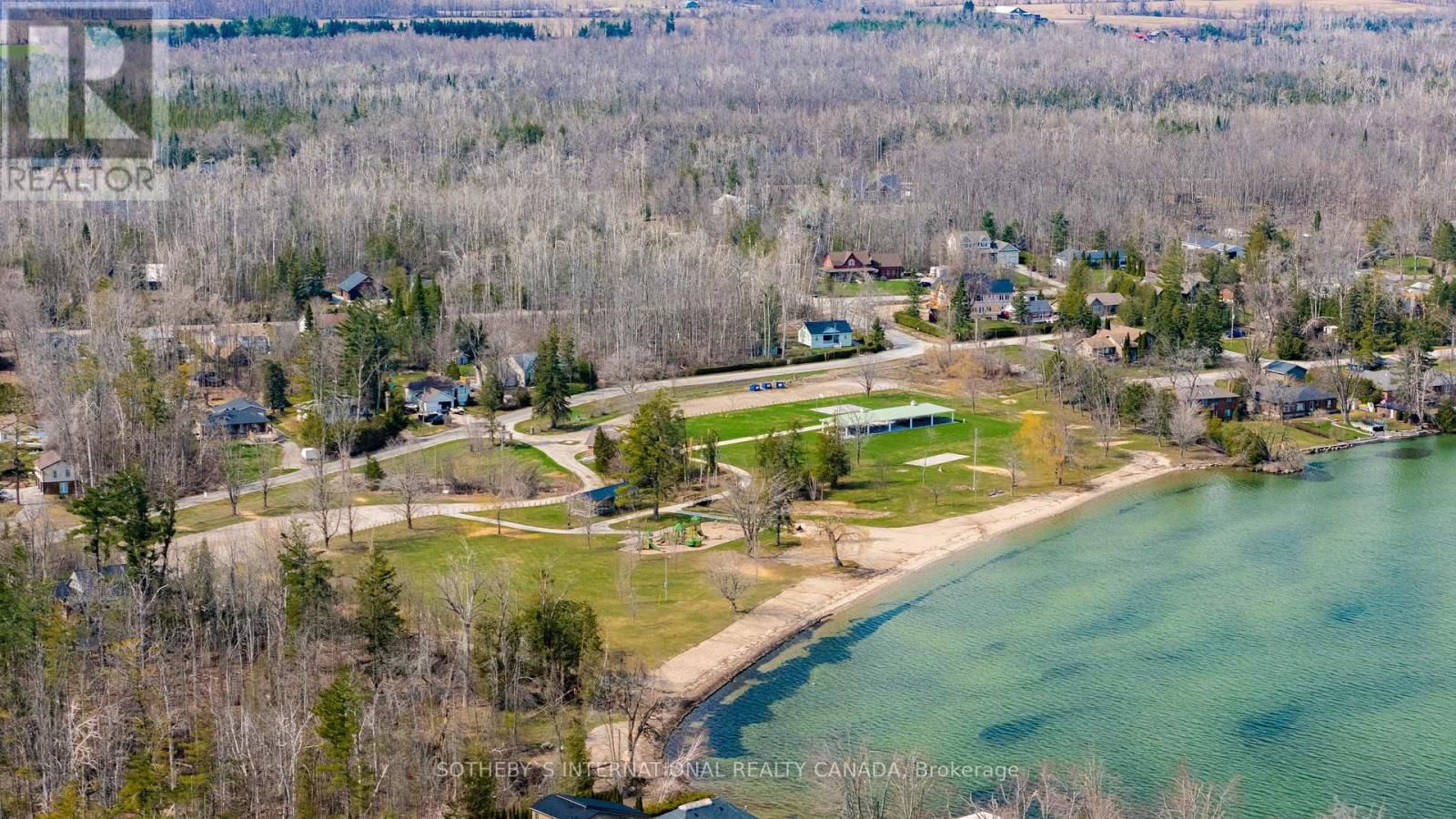 376 LAKESHORE ROAD Image 28