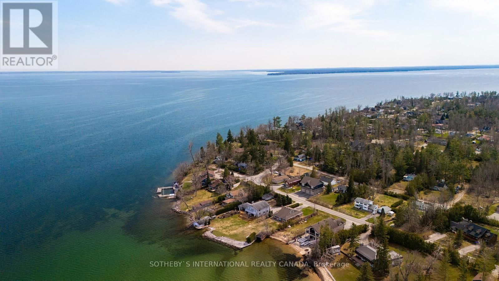 376 LAKESHORE ROAD Image 31