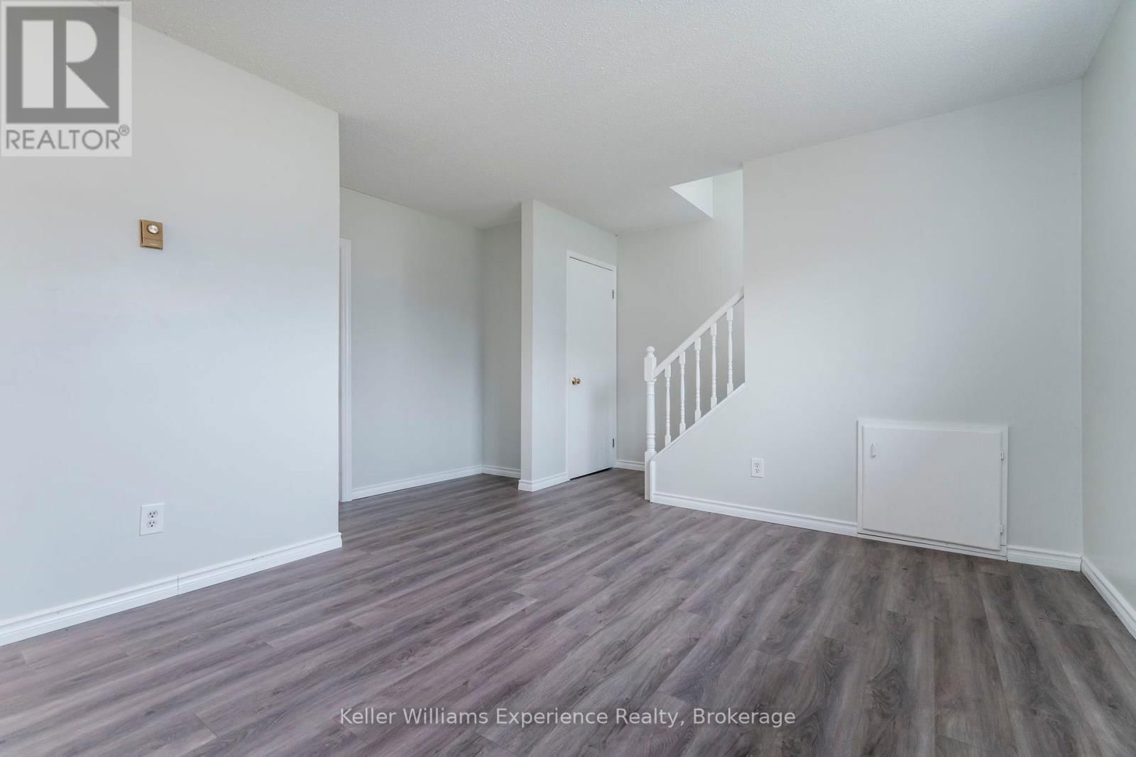 538 NELSON STREET Image 12