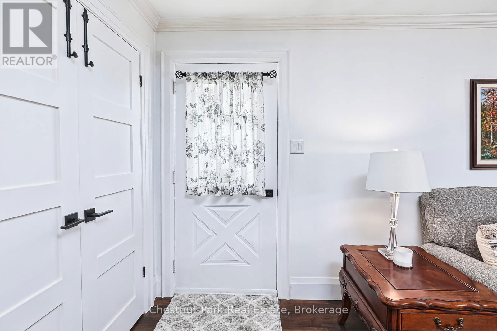 4 HARBEN COURT Image 10