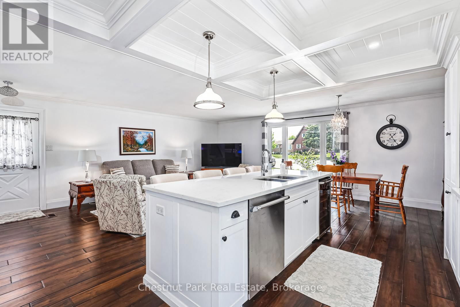 4 HARBEN COURT Image 19