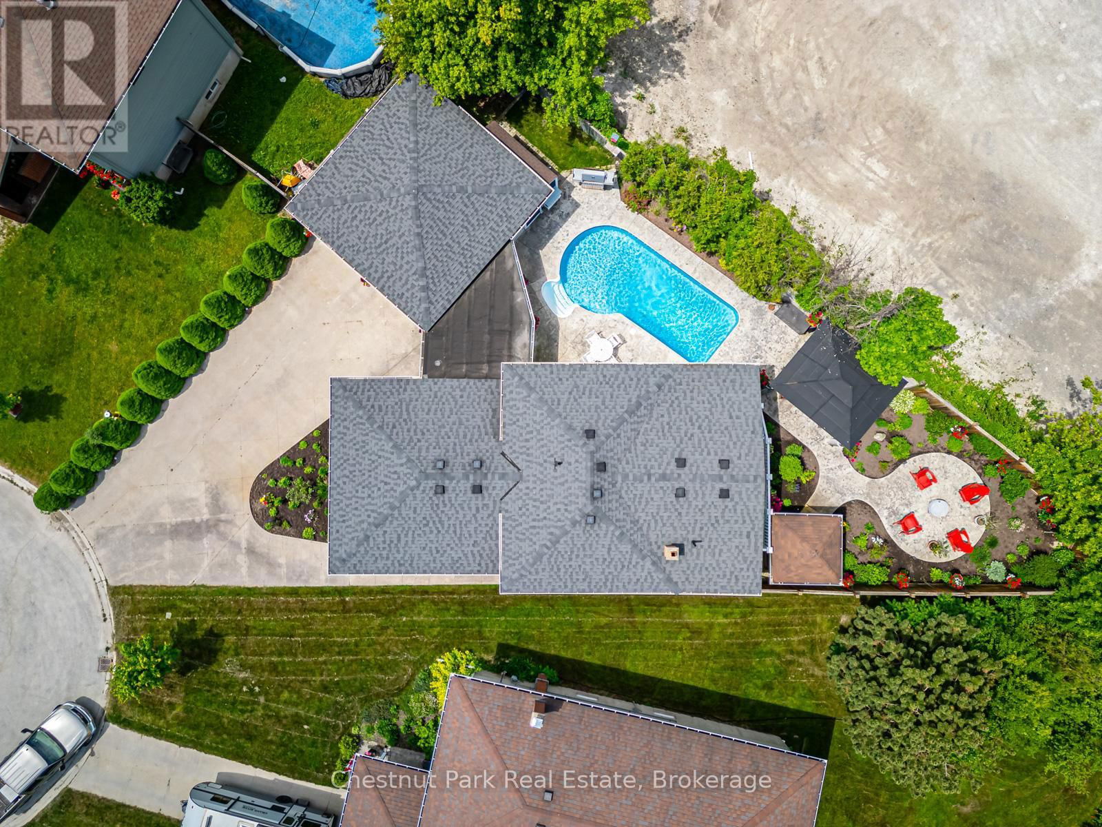 4 HARBEN COURT Image 5