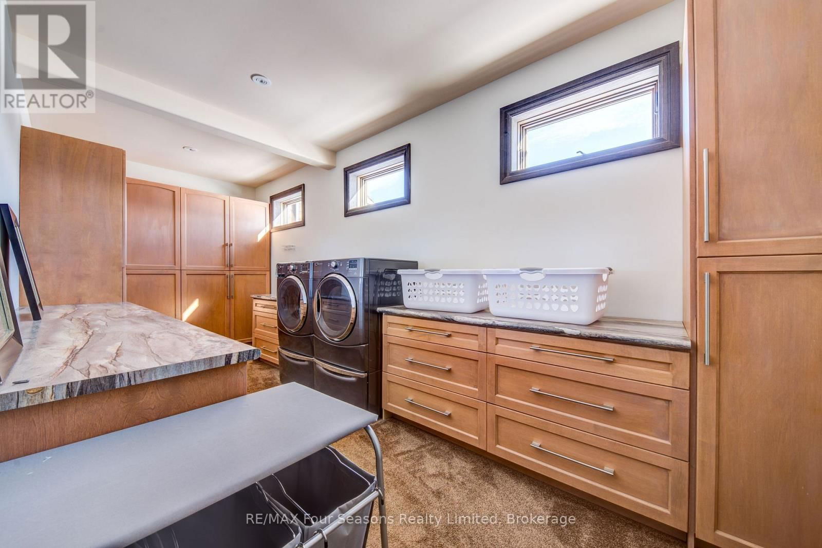12 WINDROSE VALLEY BOULEVARD Image 25
