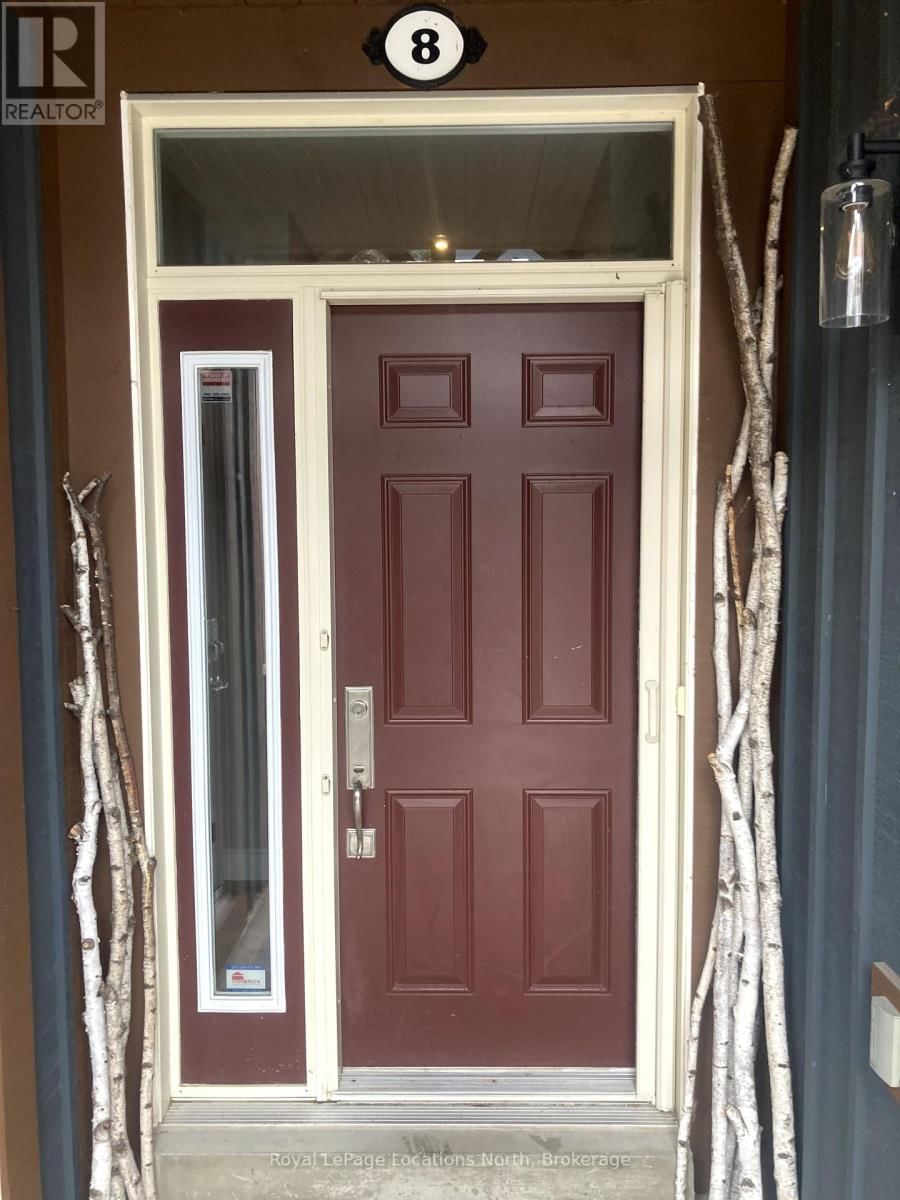 16 - 8 WILDROSE TRAIL Image 1