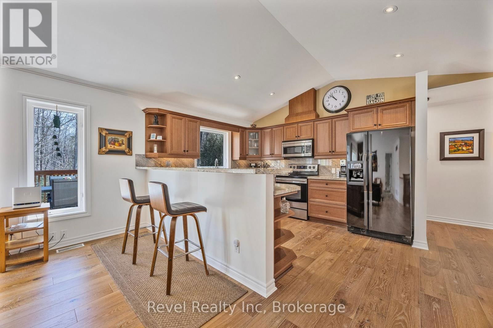 89 TROUT LANE Image 10