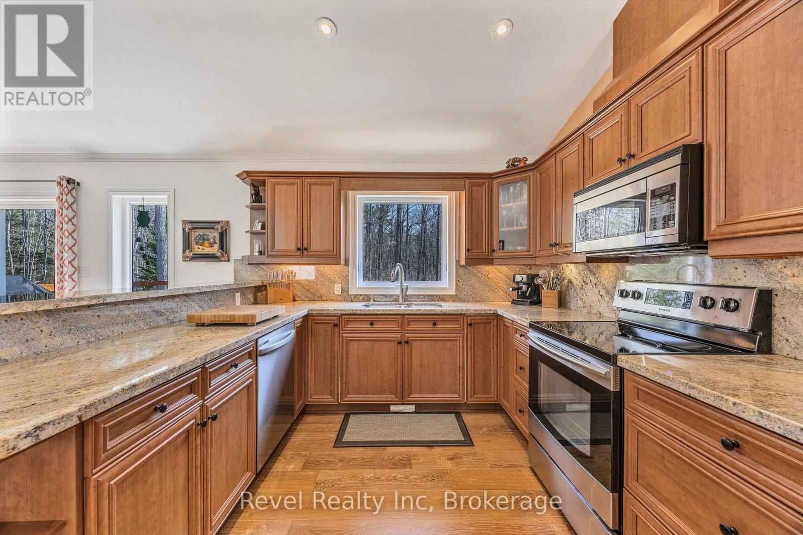 89 TROUT LANE Image 13
