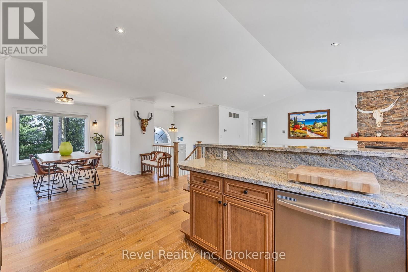 89 TROUT LANE Image 15