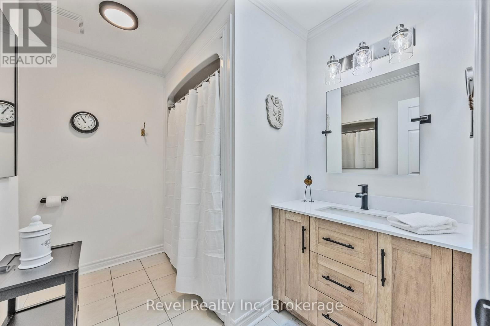 89 TROUT LANE Image 18