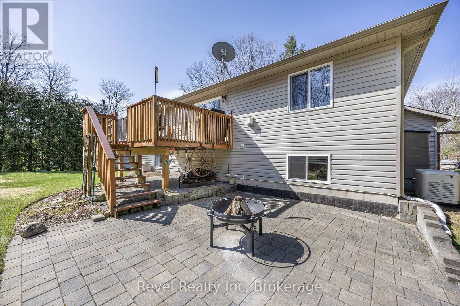89 TROUT LANE Image 36