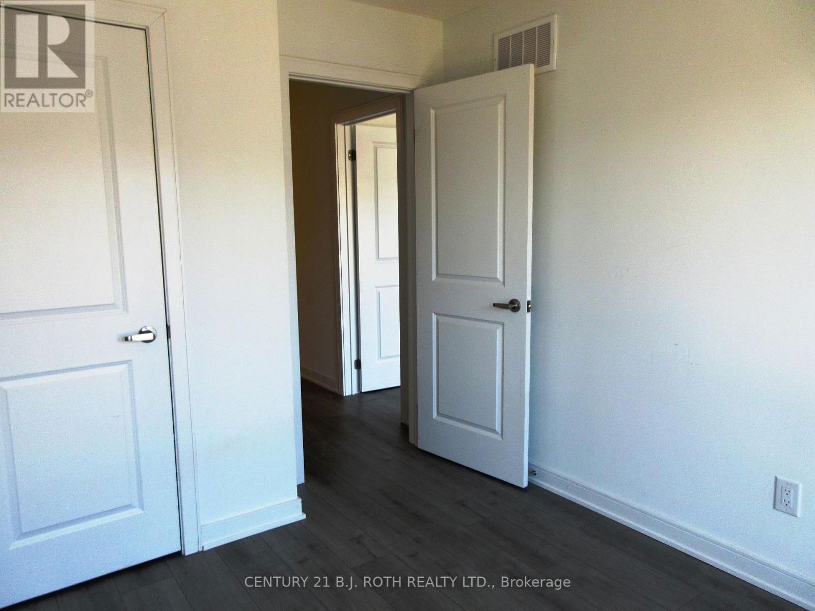 44 RED MAPLE LANE Image 10