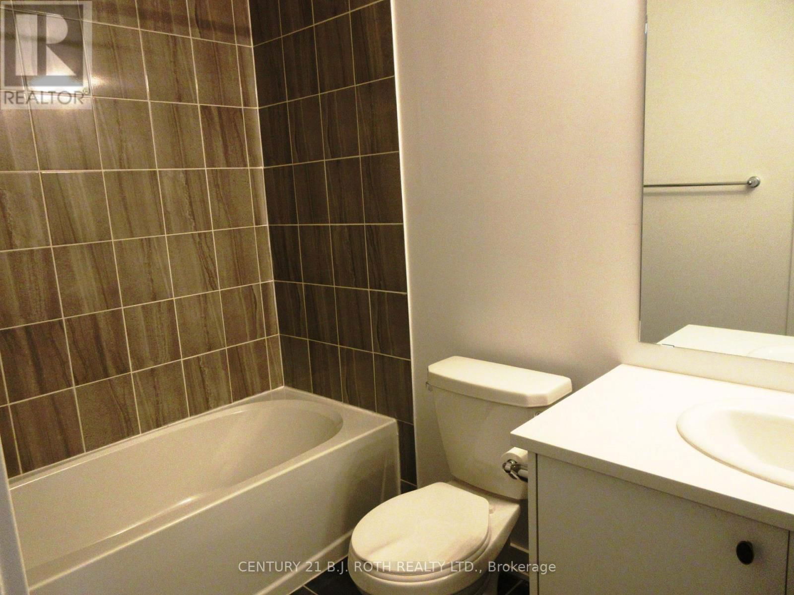 44 RED MAPLE LANE Image 11