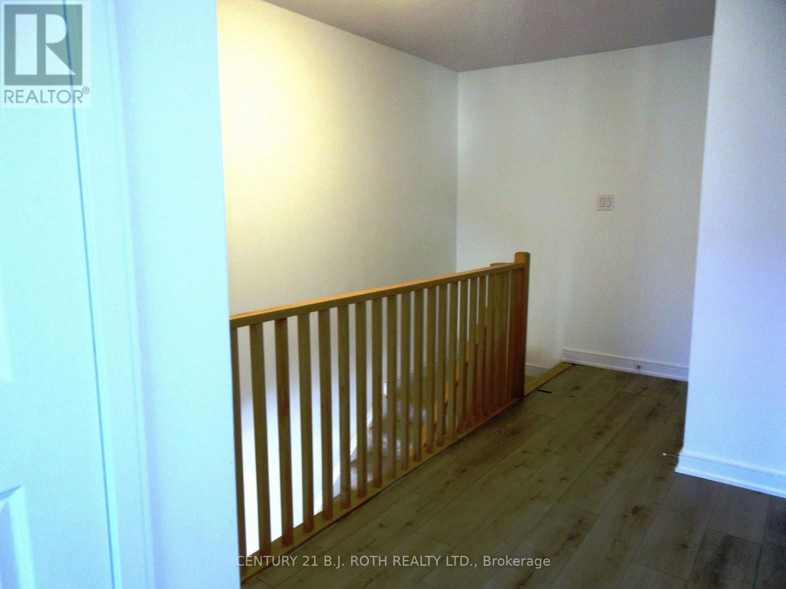 44 RED MAPLE LANE Image 12