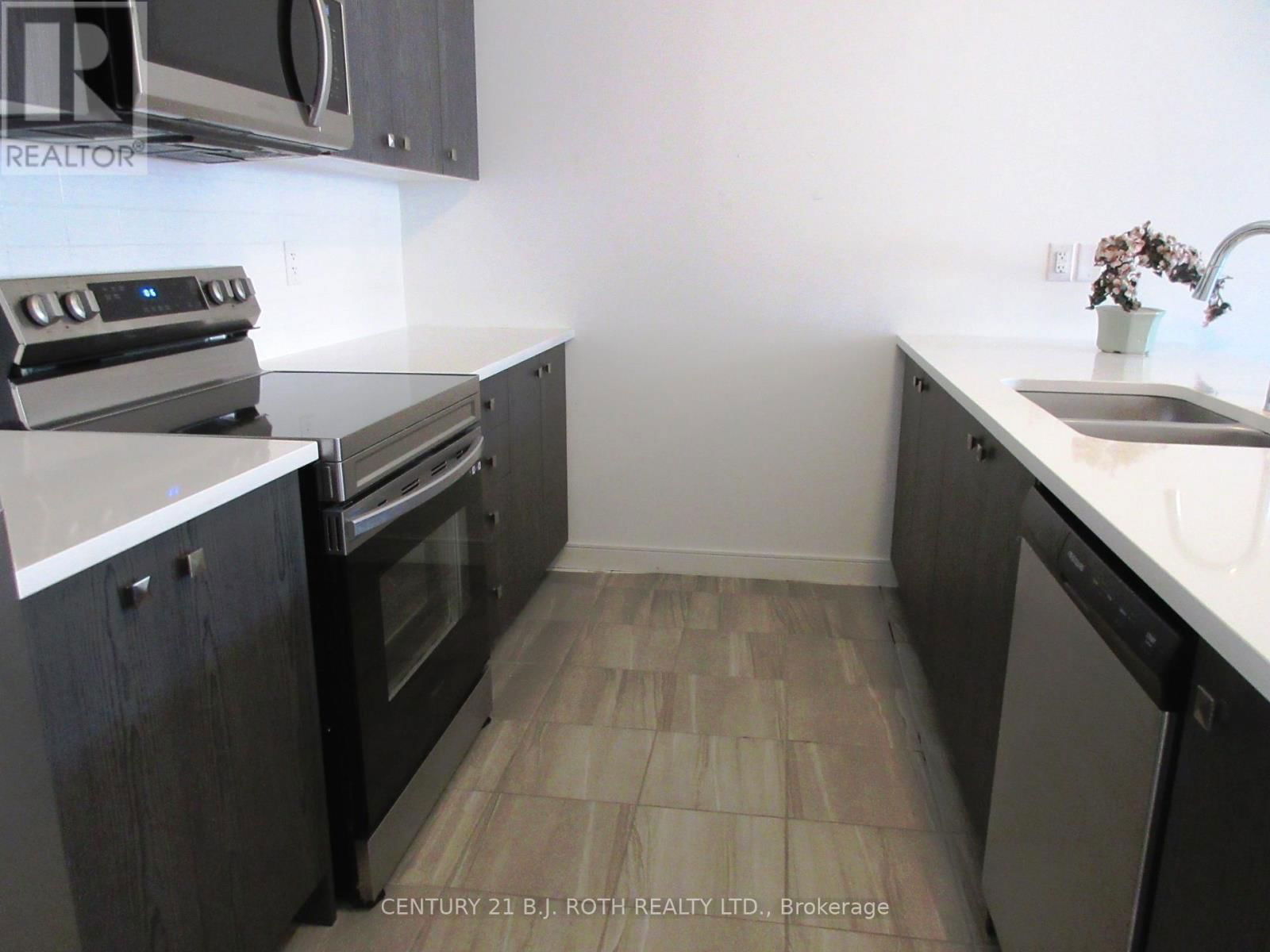 44 RED MAPLE LANE Image 2