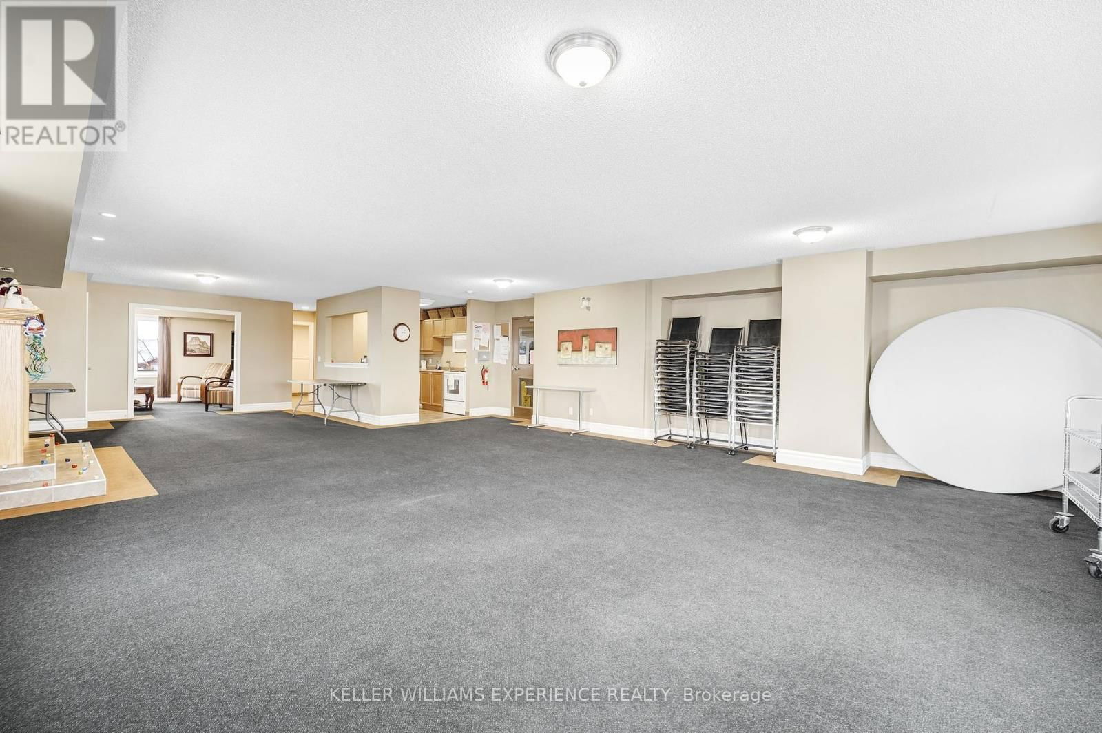 109 - 500 MAPLEVIEW DRIVE WEST Image 22