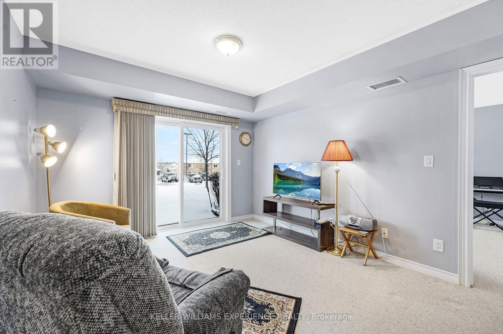 109 - 500 MAPLEVIEW DRIVE WEST Image 7