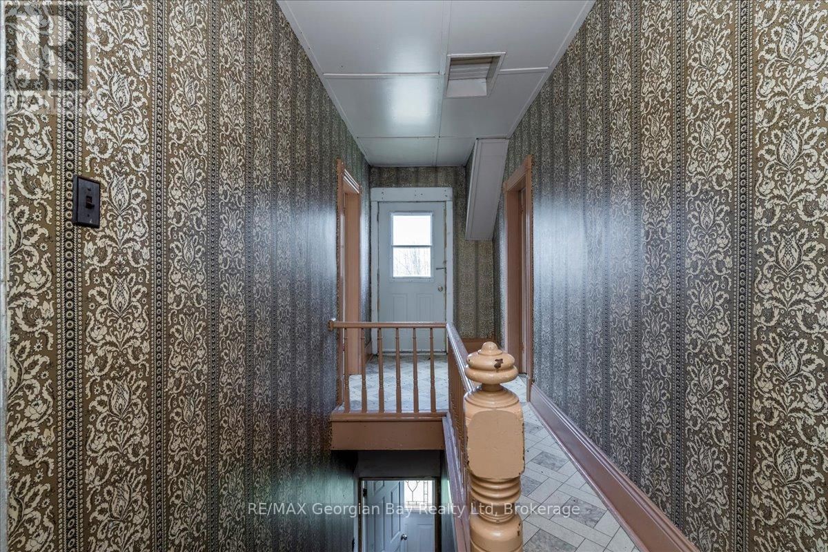 579 MARSHALL ROAD Image 12
