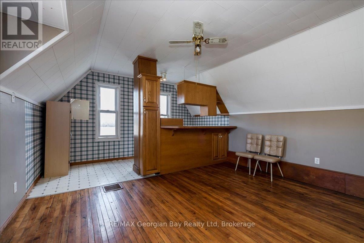 579 MARSHALL ROAD Image 14