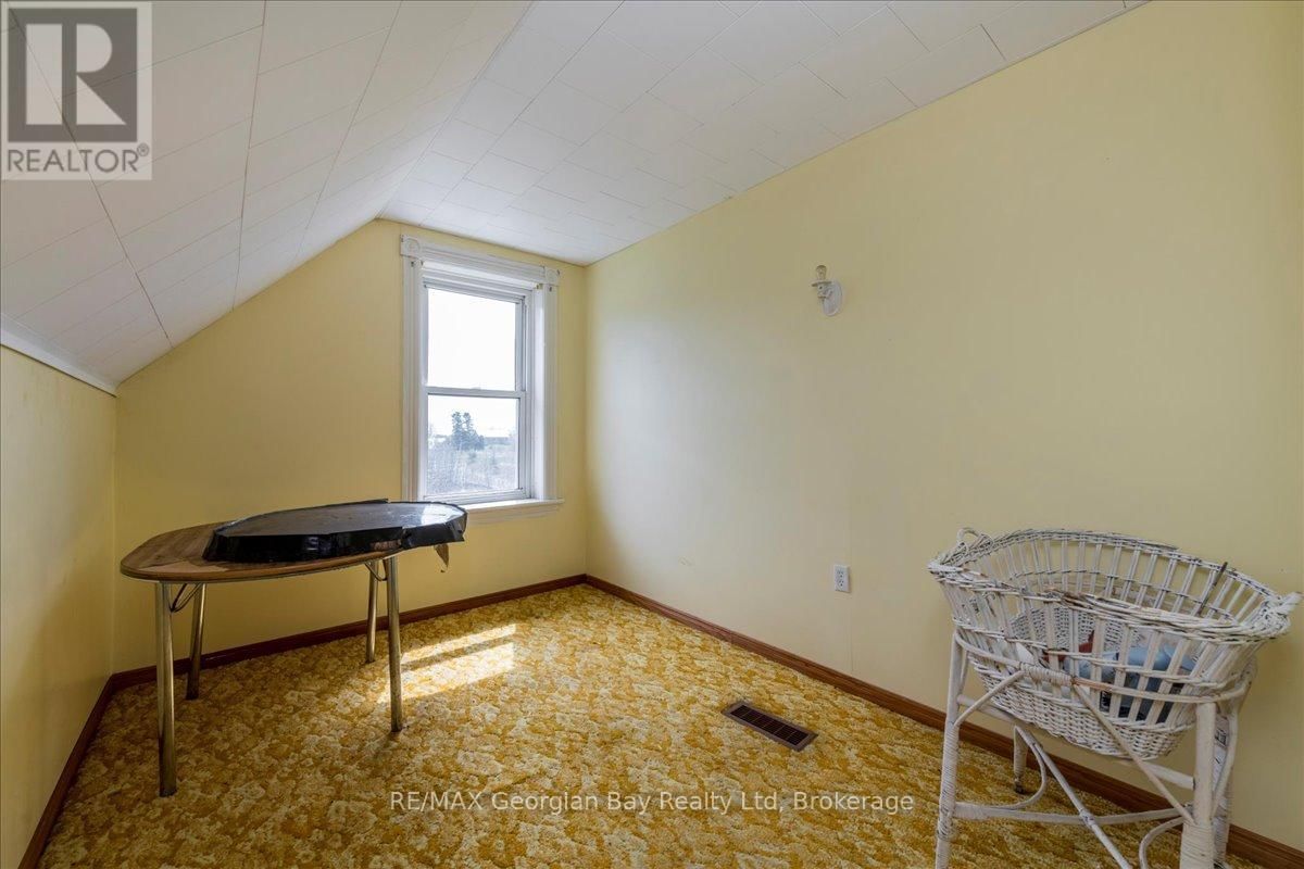 579 MARSHALL ROAD Image 17