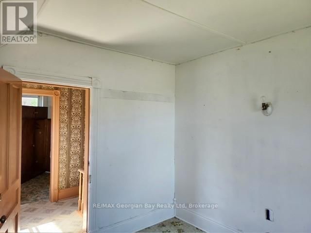 579 MARSHALL ROAD Image 28