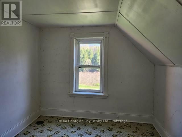 579 MARSHALL ROAD Image 32