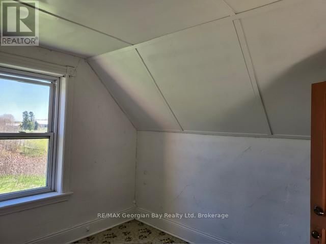 579 MARSHALL ROAD Image 34