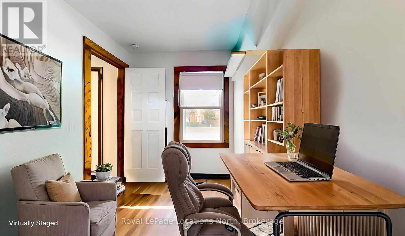 452 HURONTARIO STREET Image 19