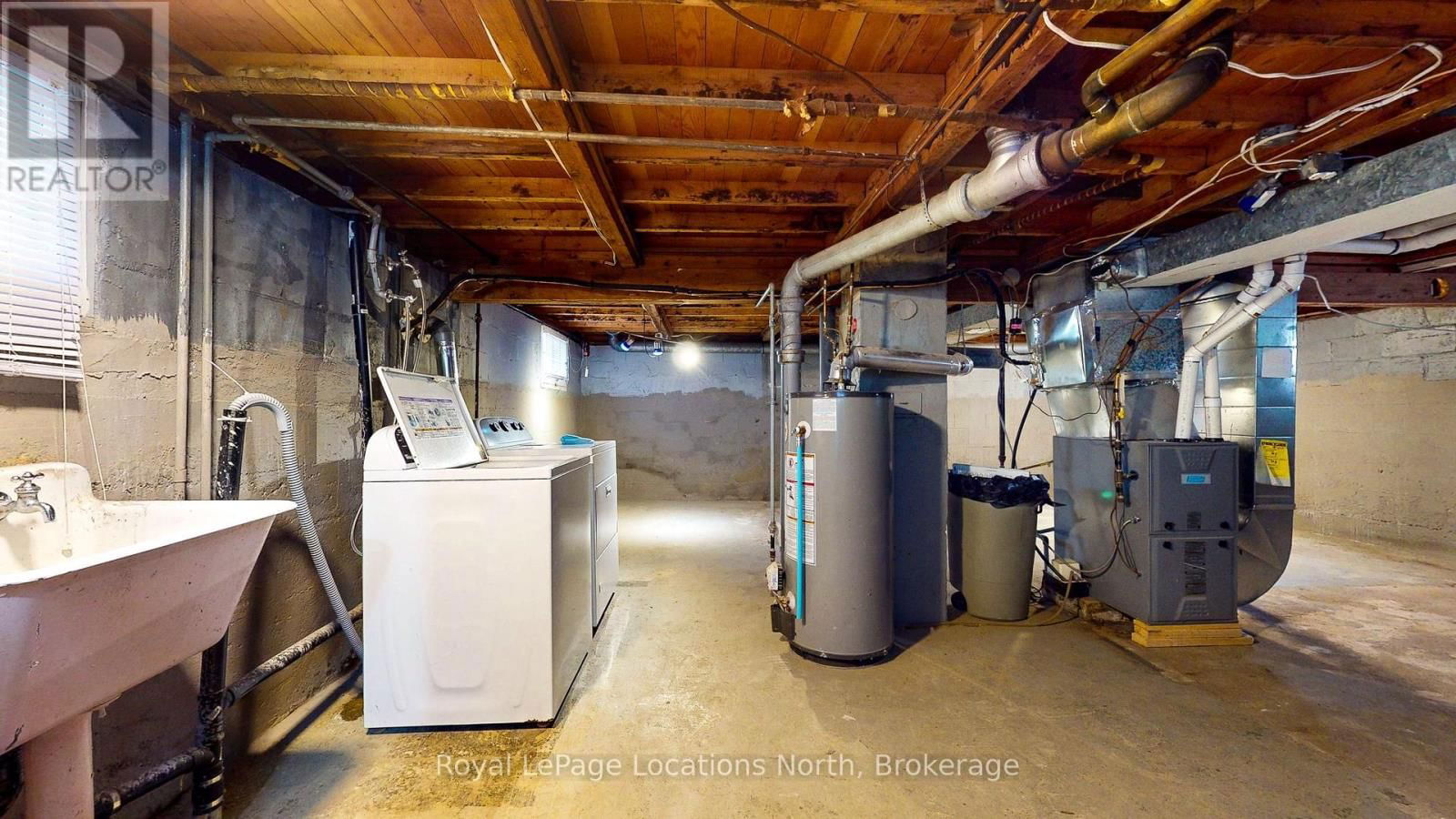 452 HURONTARIO STREET Image 30