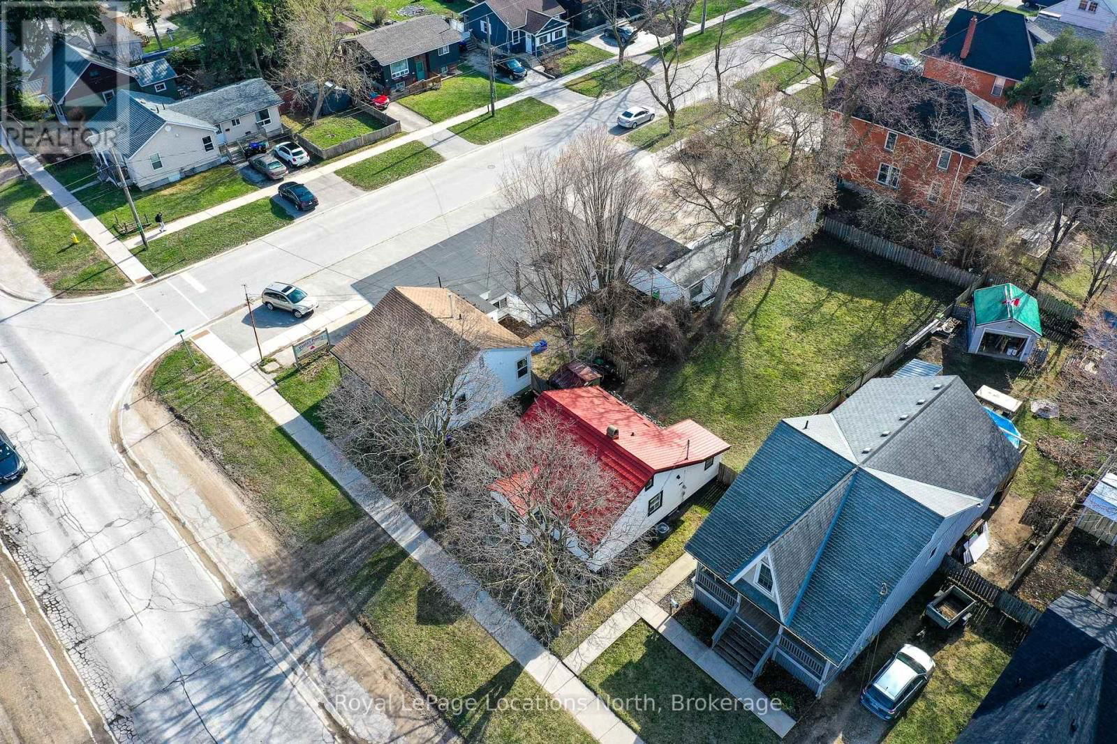 452 HURONTARIO STREET Image 6