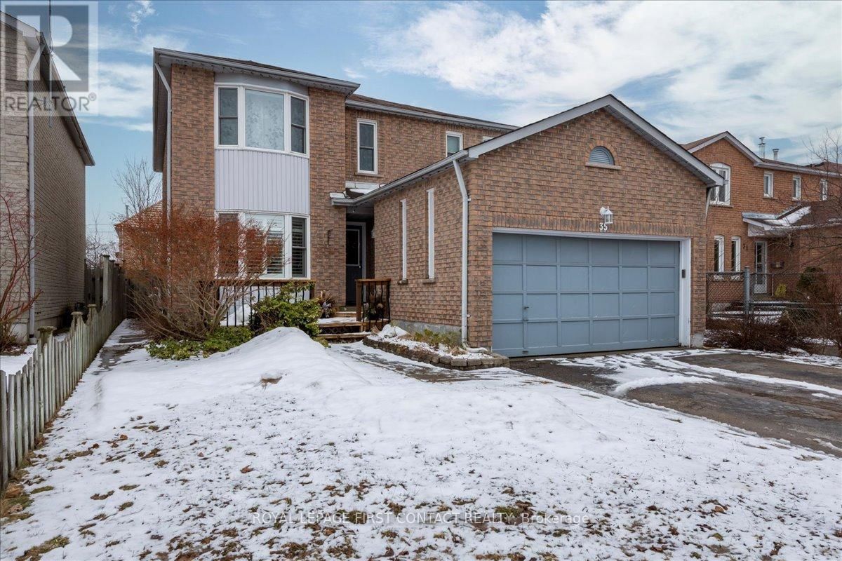 35 BLAIR CRESCENT Image 1