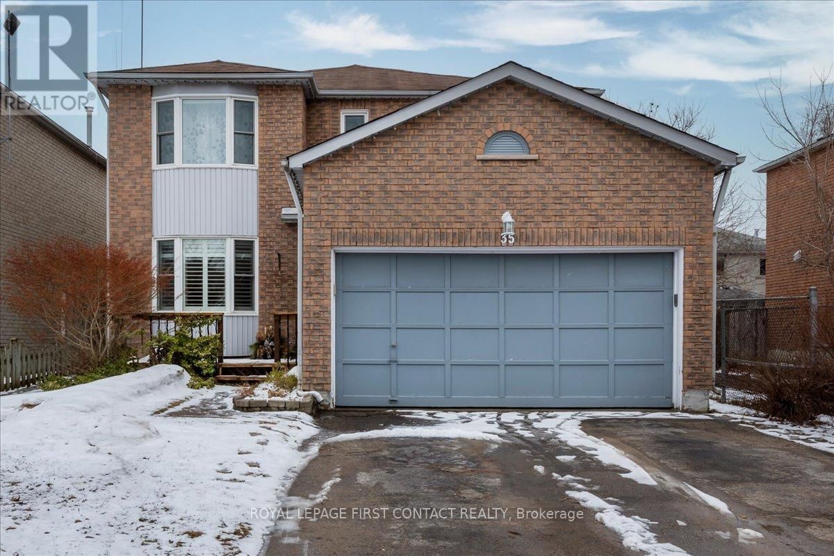 35 BLAIR CRESCENT Image 32